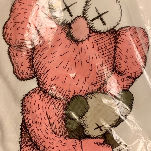 Uniqlo X Kawz T-Shirt - unopened w/ original tags - Picture 2 of 3